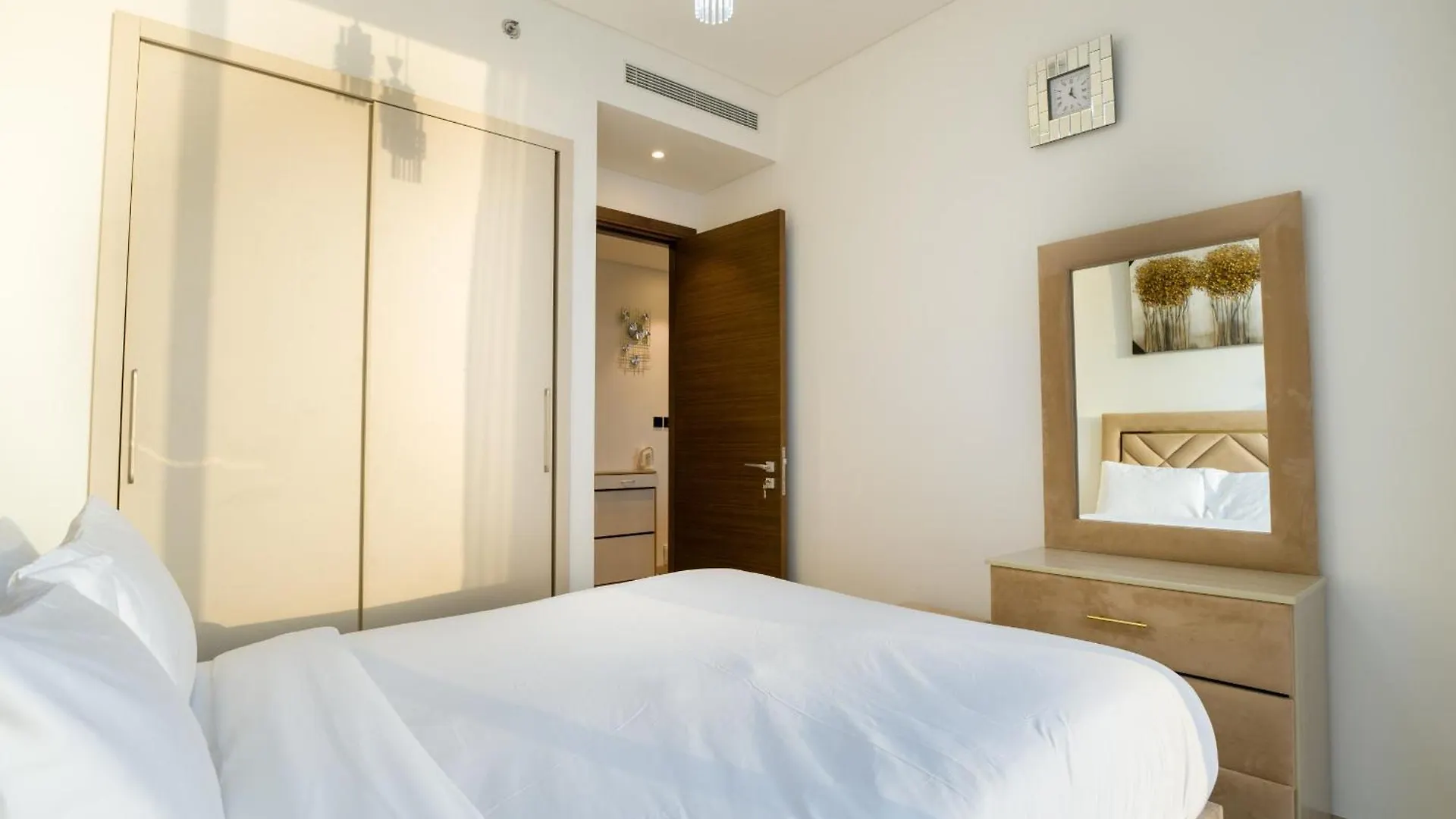 Easygo- Stylish 1Bdr Sobha Creek Vista- Meydan Living Apartment Dubai 0*,